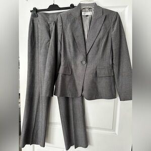 Tahari Gray Pantsuit